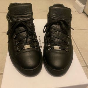 100% Authentic Balenciaga Arena black/low